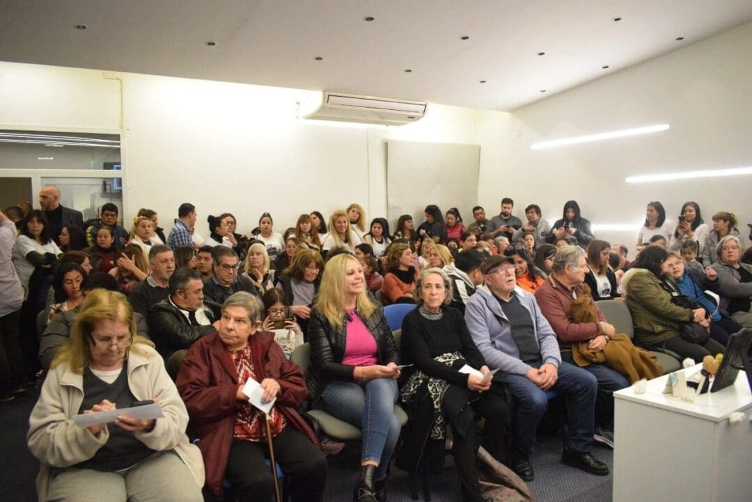 Sacnun encabezó un emotivo y original homenaje a Evita Sacnun encabezó un emotivo y original homenaje a Evita