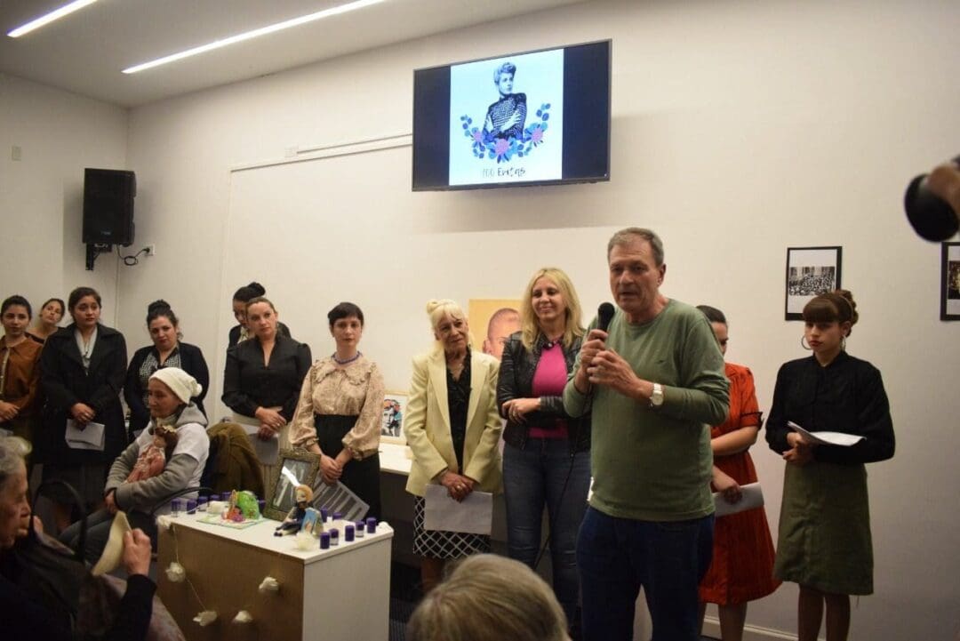 Sacnun encabezó un emotivo y original homenaje a Evita Sacnun encabezó un emotivo y original homenaje a Evita