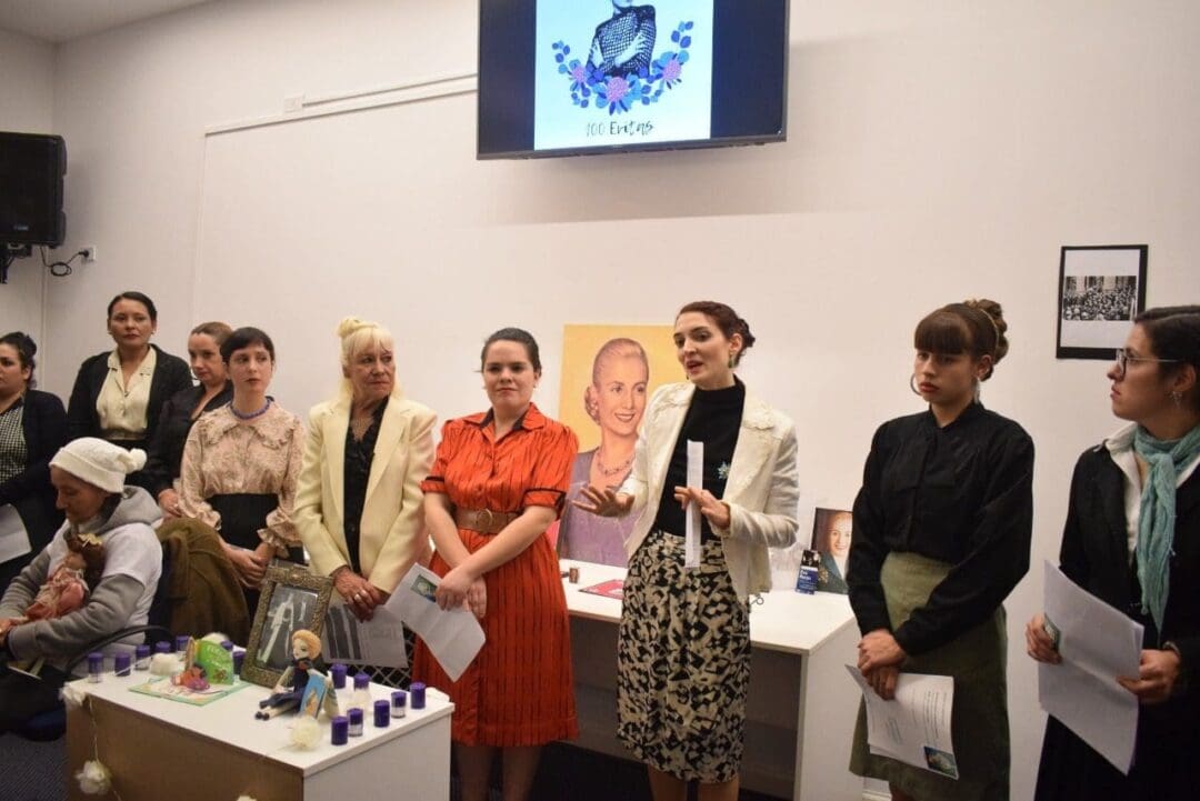 Sacnun encabezó un emotivo y original homenaje a Evita Sacnun encabezó un emotivo y original homenaje a Evita
