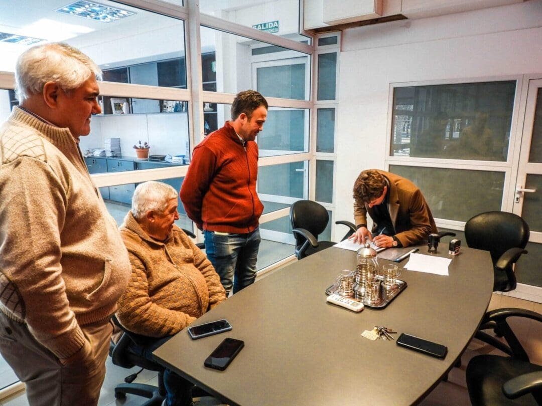 Teodelina: Se firmó el contrato de comodato para la sede de la UNNOBA Teodelina: Se firmó el contrato de comodato para la sede de la UNNOBA
