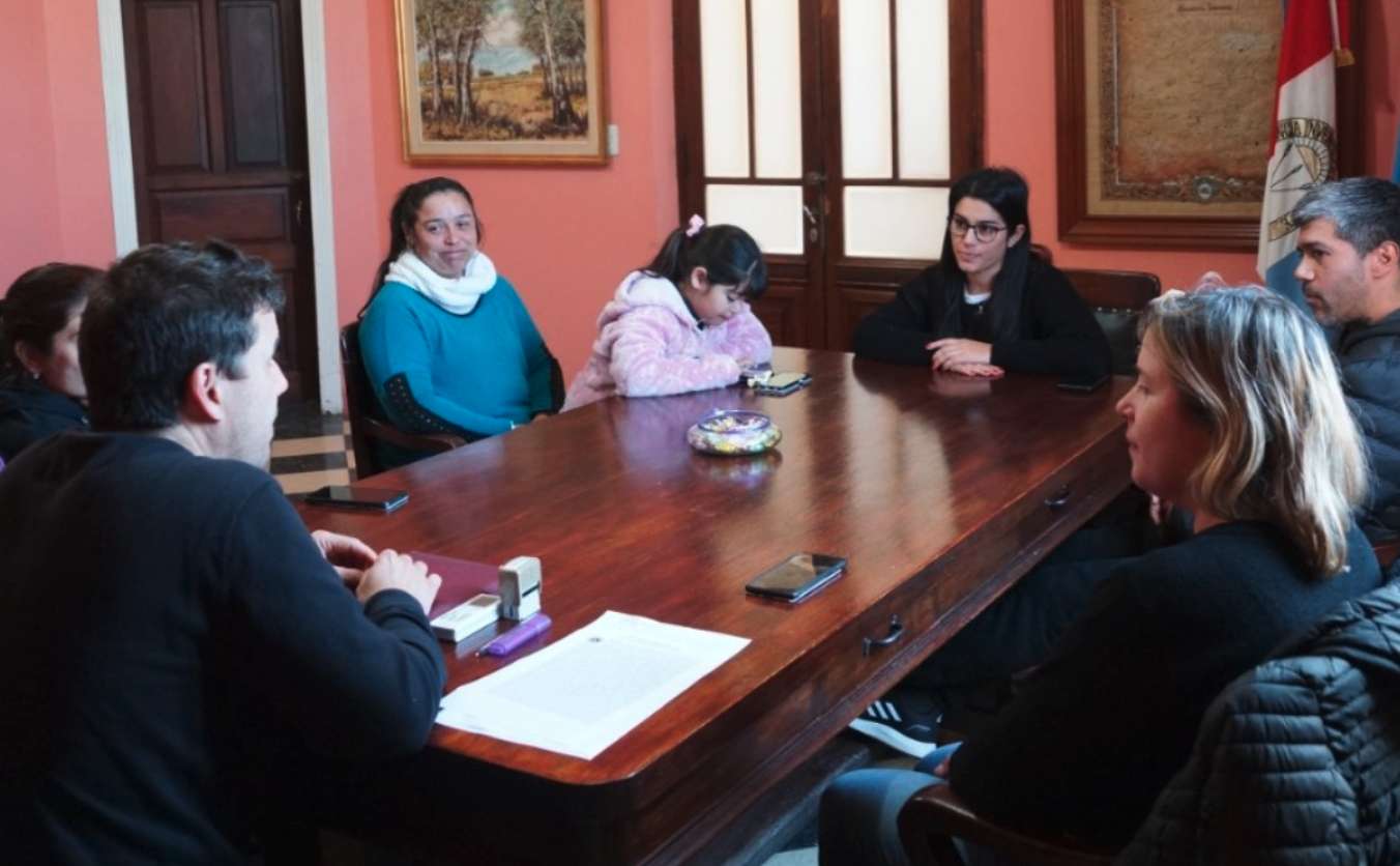 Santa Isabel: Tres familias hacen realidad el sueño de la casa propia
