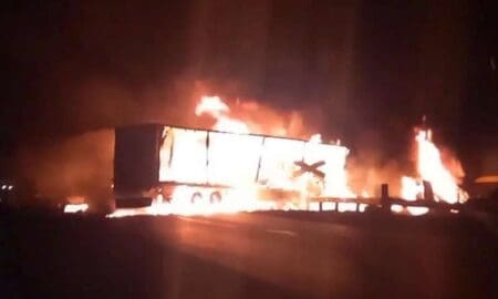 Tragedia en Rufino: Un camión chocó al tren, se prendió fuego y su conductor murió calcinado