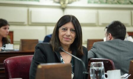 Clara García: Vamos por cinco semanas con paros docentes porque Perotti no quiso detener el conflicto
