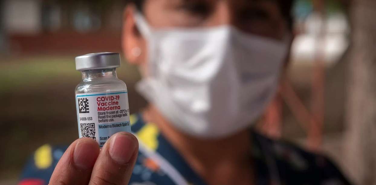 Covid: Las dudas de la quinta dosis y cuándo llegan las nuevas vacunas contra Ómicron