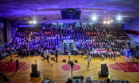 Cantó la región: Con más de 600 voces y 32 coros unidos el SURCANTA brilló en el Estadio Olimpia