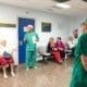 La salud pública y muchos profesionales de la salud necesitan que se los prioricen más