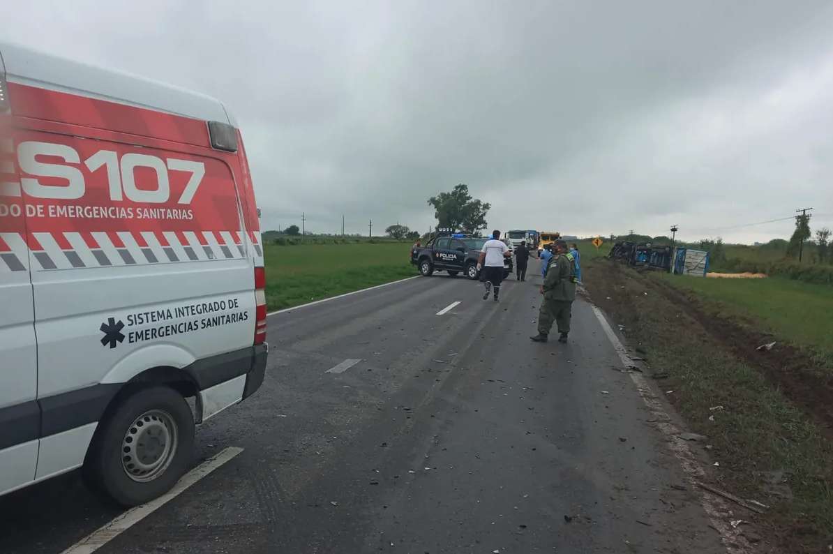 Lanzaron una línea telefónica para asistir a víctimas de accidentes viales: Cómo funciona y quiénes pueden usarla