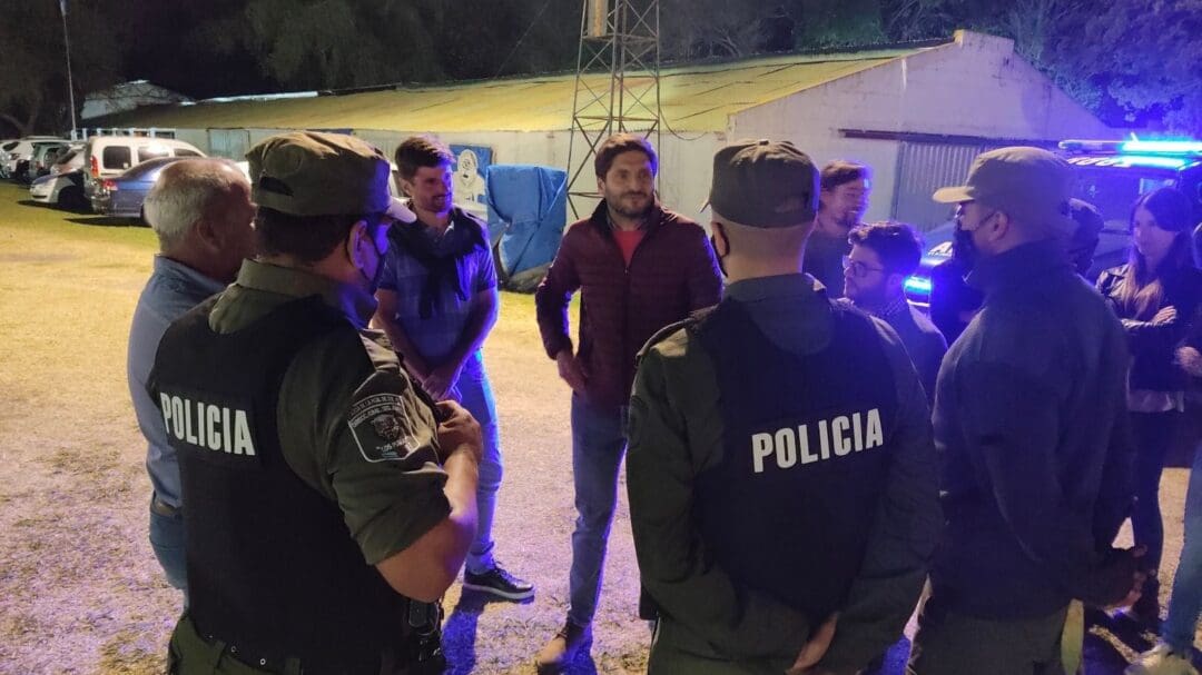 Pullaro: El gobierno tiene que respaldar a las fuerzas de seguridad