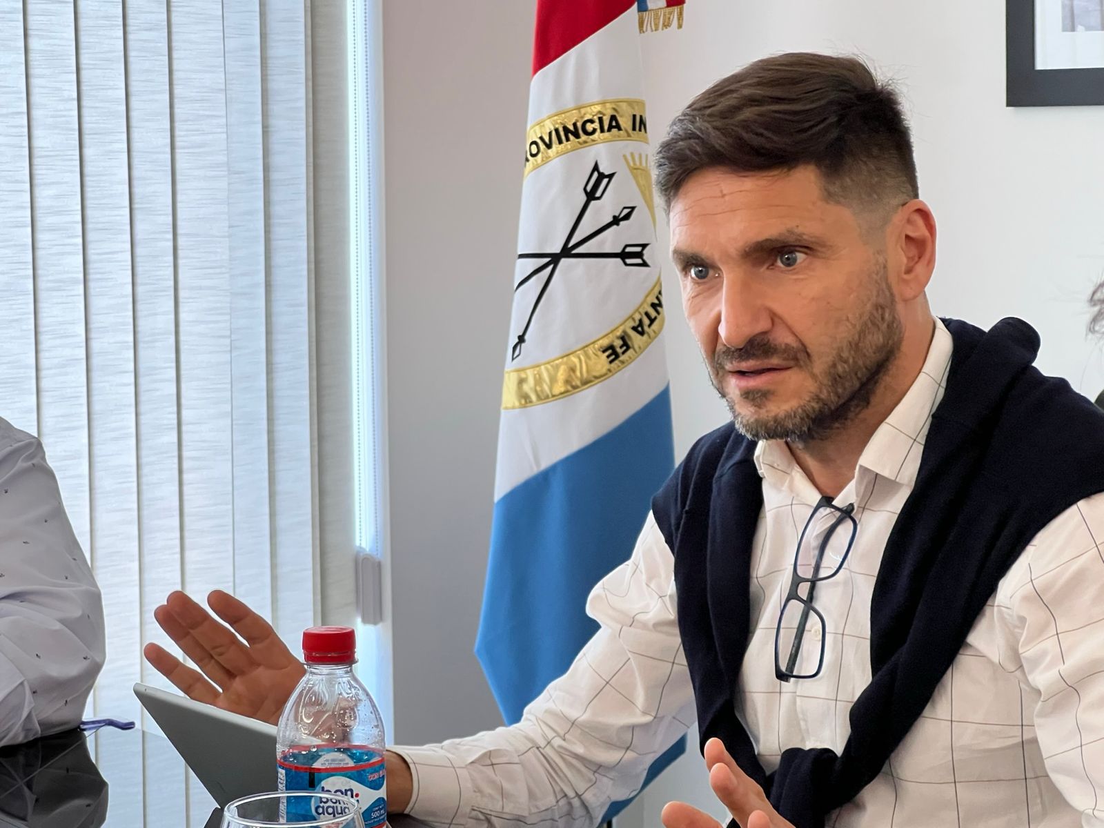 Maxi Pullaro: Están destruyendo el sistema educativo