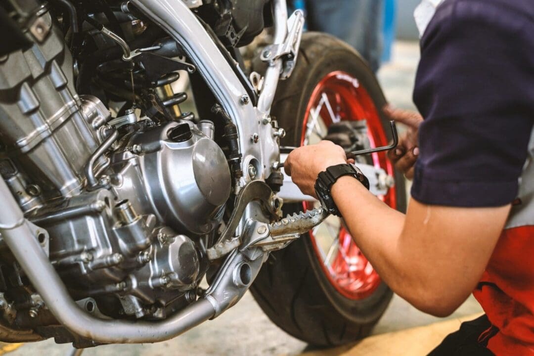 Enrico promueve otro curso sobre mecánica de motos para toda la región Enrico promueve otro curso sobre mecánica de motos para toda la región