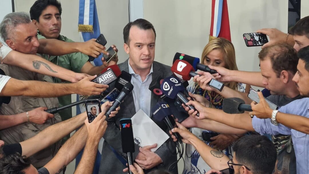 Blanco, tras la Junta de Seguridad: No aceptamos el discurso derrotista del Gobierno de Santa Fe ni del Gobierno Nacional