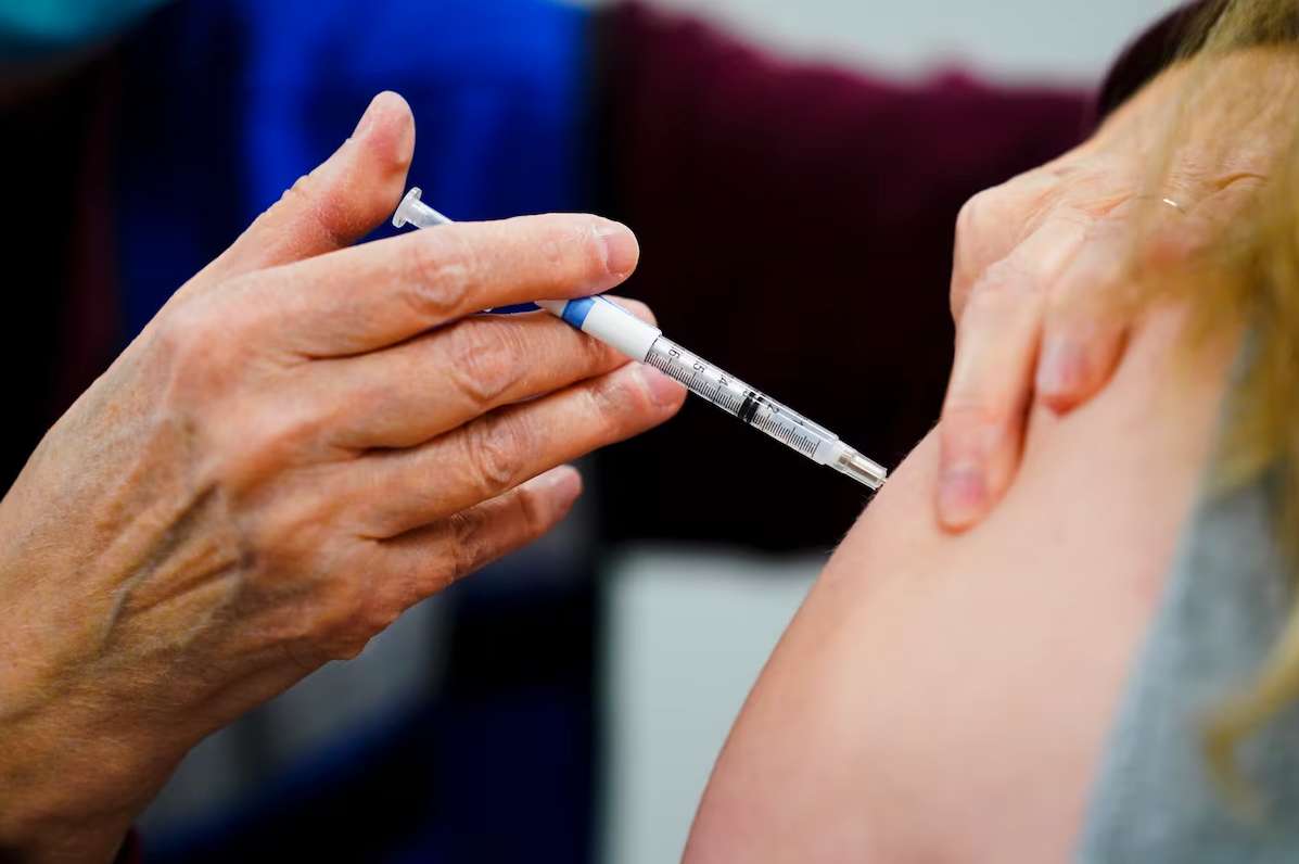 Covid-19: El Ministerio de Salud actualizó la recomendación y dispuso quiénes se deberán vacunar cada seis meses o un año