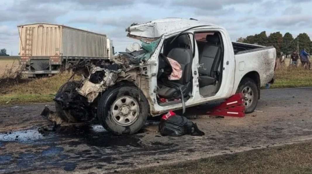 Ruta Nacional 33: Accidente fatal entre una camioneta y un camión