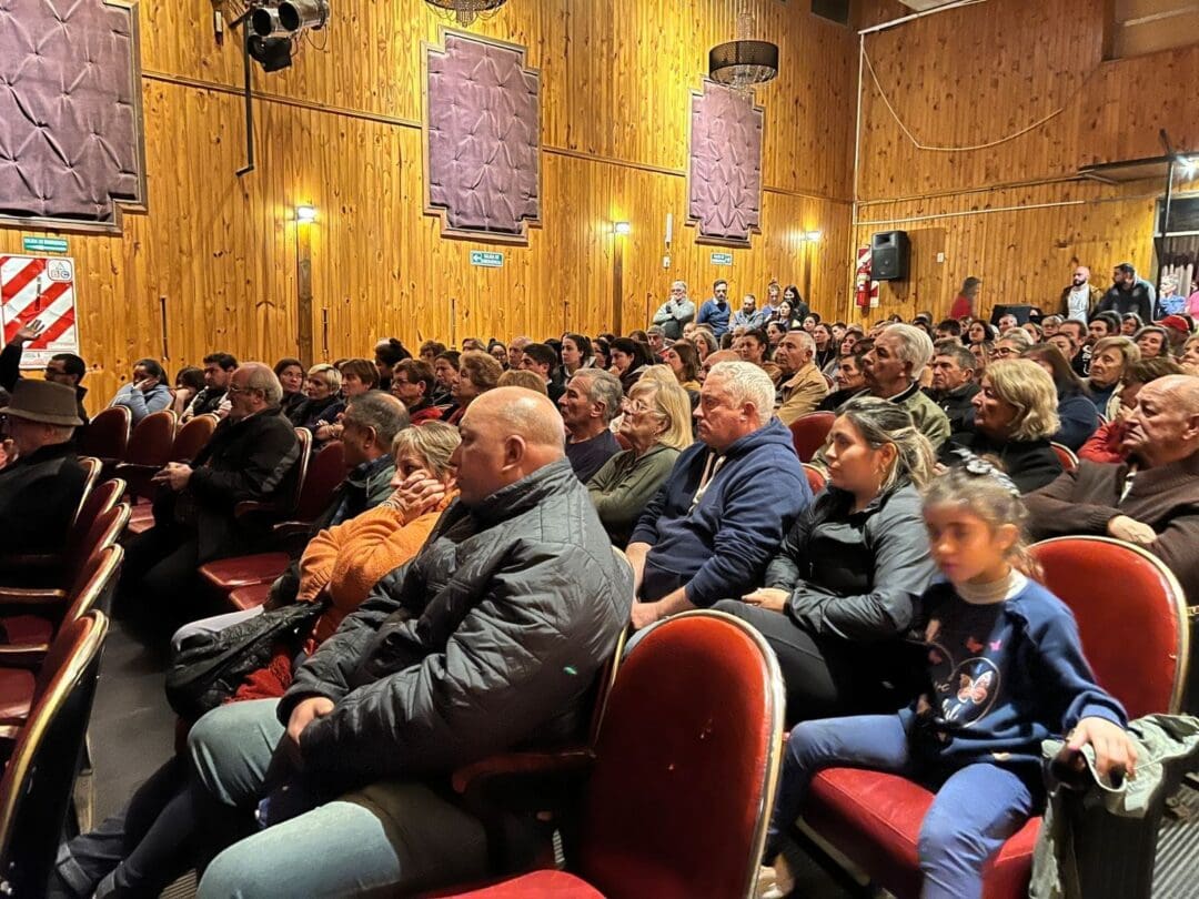 El senador Enrico acompañó a las víctimas de delitos en Teodelina y pidió prisión para los responsables de los hechos