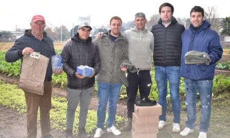 El Gobierno de Santa Isabel destaca la donación de indumentaria para los trabajadores de la Huerta Comunal