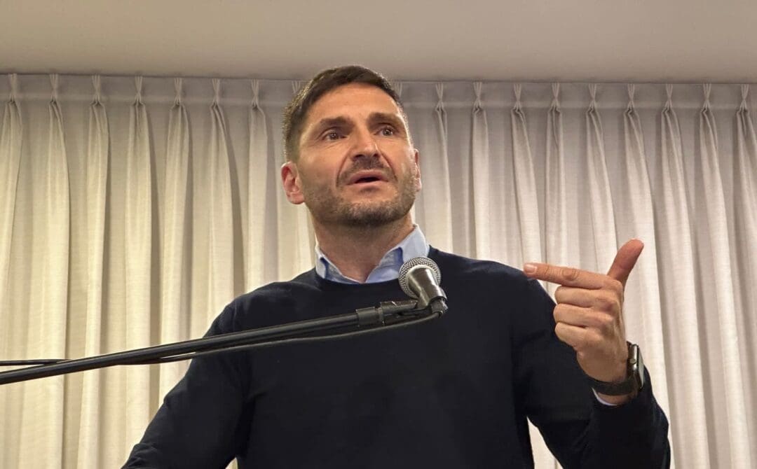 Maxi Pullaro: Voy a seguir viviendo siempre acá, no voy a permitir que me ensucien por una especulación electoral