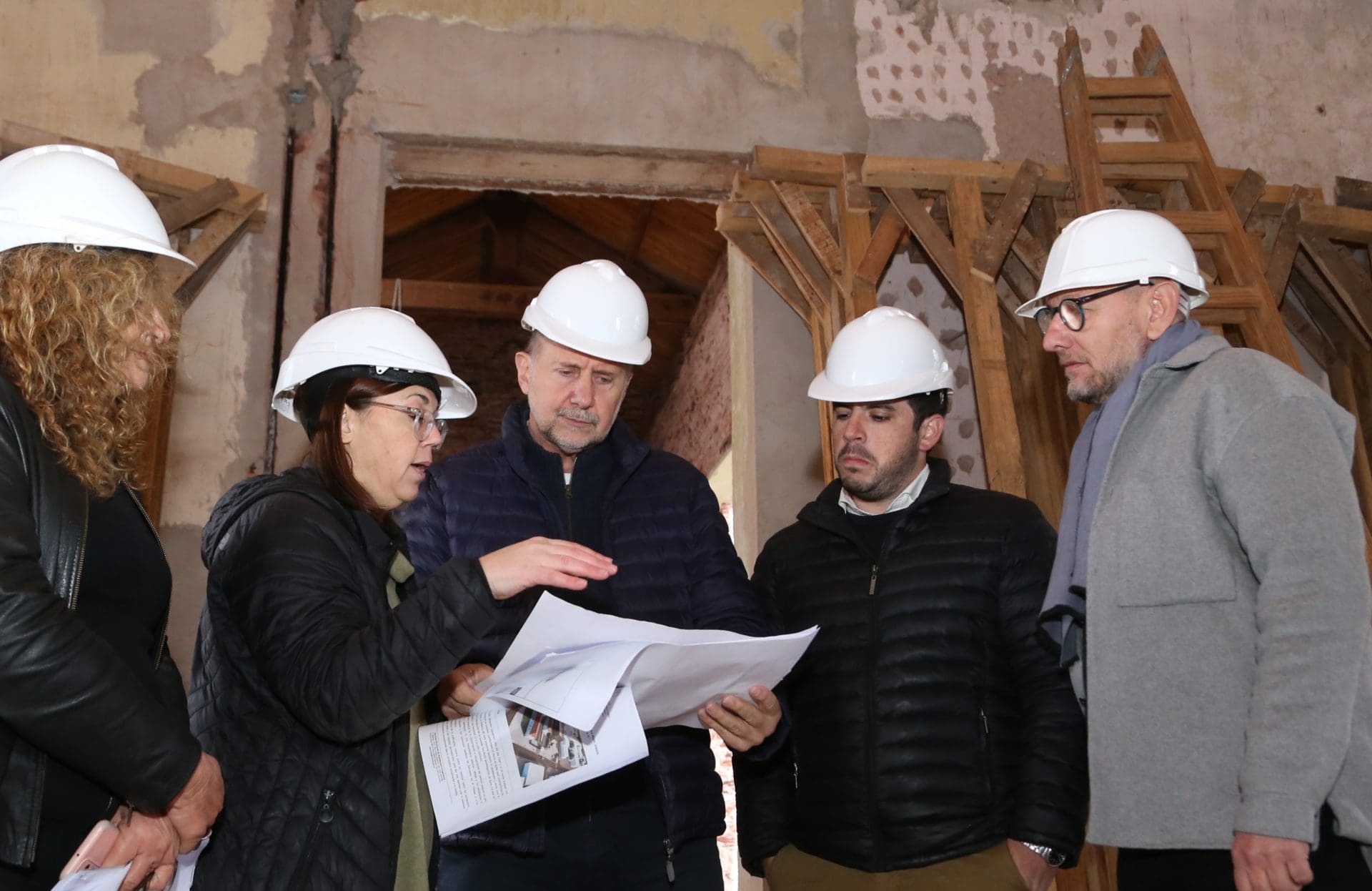 Perotti recorrió las obras del Centro de Justicia Penal de la ciudad de Venado Tuerto