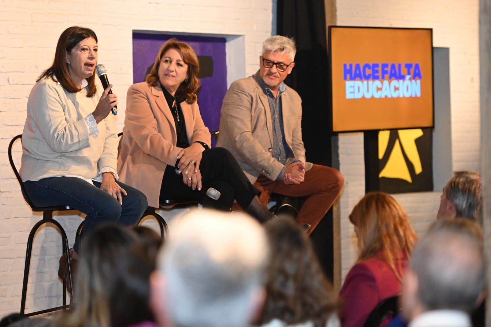 Clara García: Vamos a superar la emergencia educativa que deja Perotti