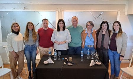 Con la mira puesta en las elecciones, Clara García visitó Villa Cañás