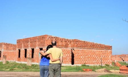 Labordeboy: La Comuna presentó el Programa Tu Primer Lote