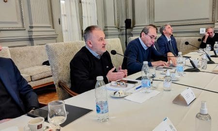 Lewandowski: No hay que volver al pasado para mejorar lo que no está bien hoy; hay que mirar al futuro y eso es lo que representamos