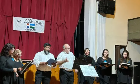 Santa Isabel: Georgina Orciani respalda el taller de coro Voces de mi Pueblo