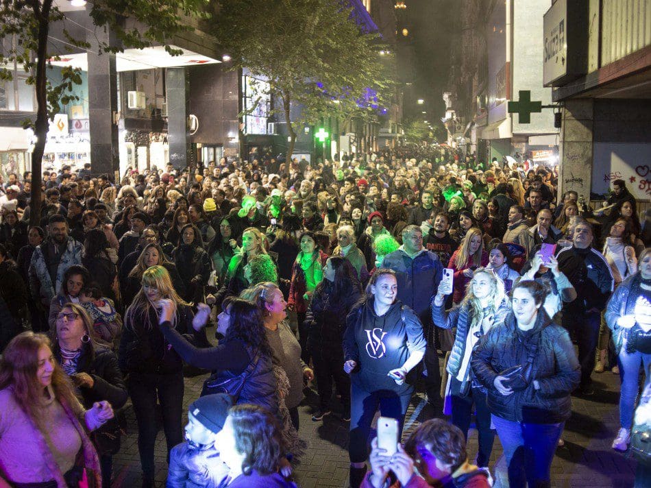 Noche de Peatonales: debido a las condiciones climáticas se reprograma para el viernes próximo