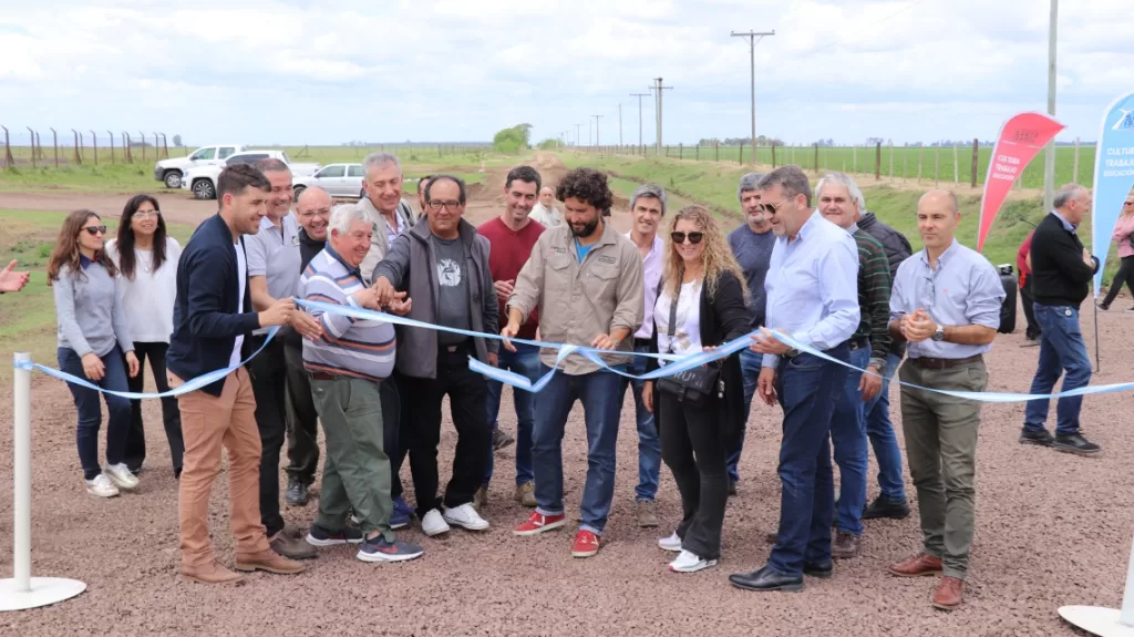 Santa Isabel: La provincia inauguró dos nuevas trazas de Caminos de la Ruralidad