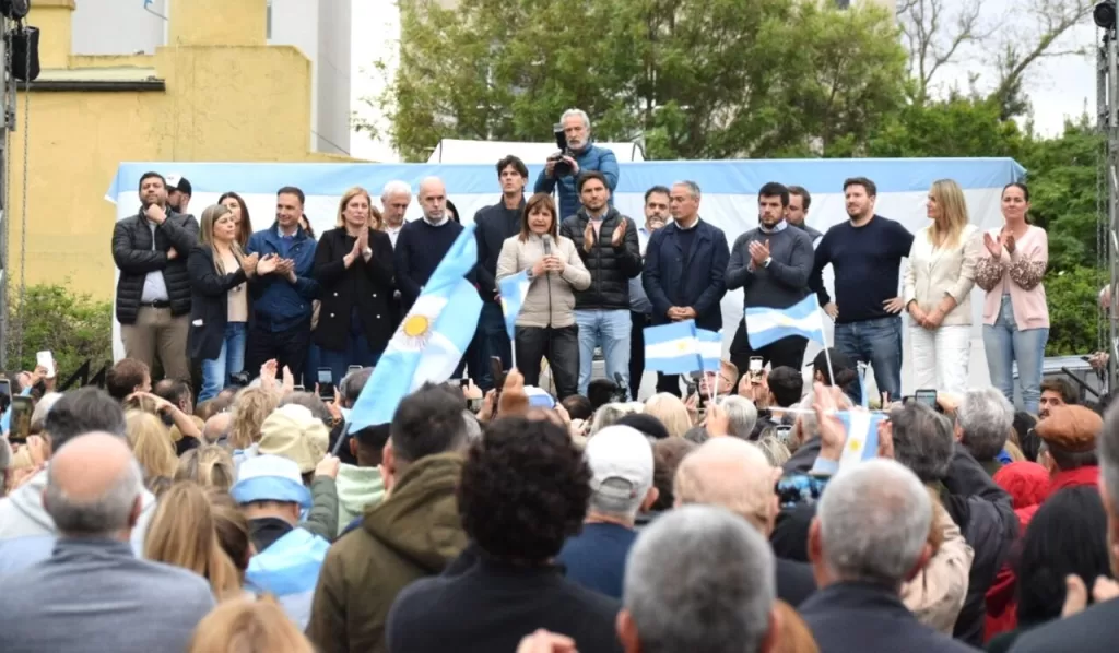 Patricia Bullrich en Venado Tuerto: encabezó un acto con fuerte imagen de unidad en Juntos por el Cambio