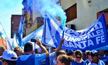 Los municipales anunciaron paro de 72 horas y movilización