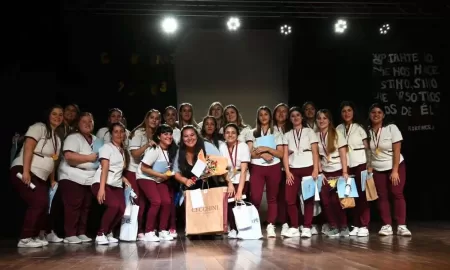 En María Teresa egresaron la primera promoción de 20 nuevas enfermeras