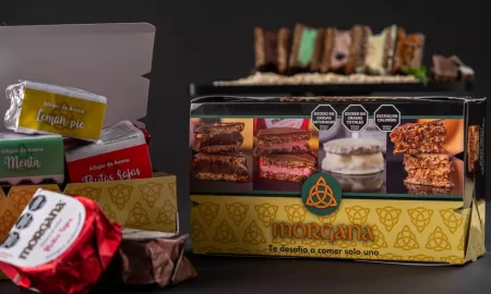 Bien nuestro: El mejor alfajor triple de dulce de leche bañado en chocolate es rosarino