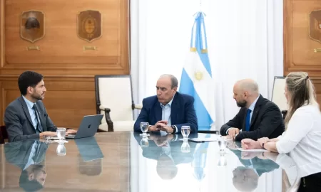 Pullaro se reunió con el ministro del Interior para defender la producción santafesina