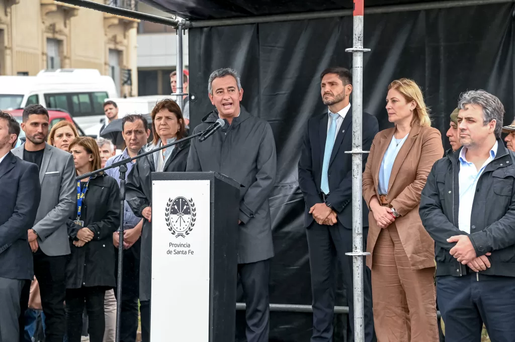 Javkin participó del lanzamiento del Plan Bandera: Esta ciudad hoy recibe lo que reclamábamos