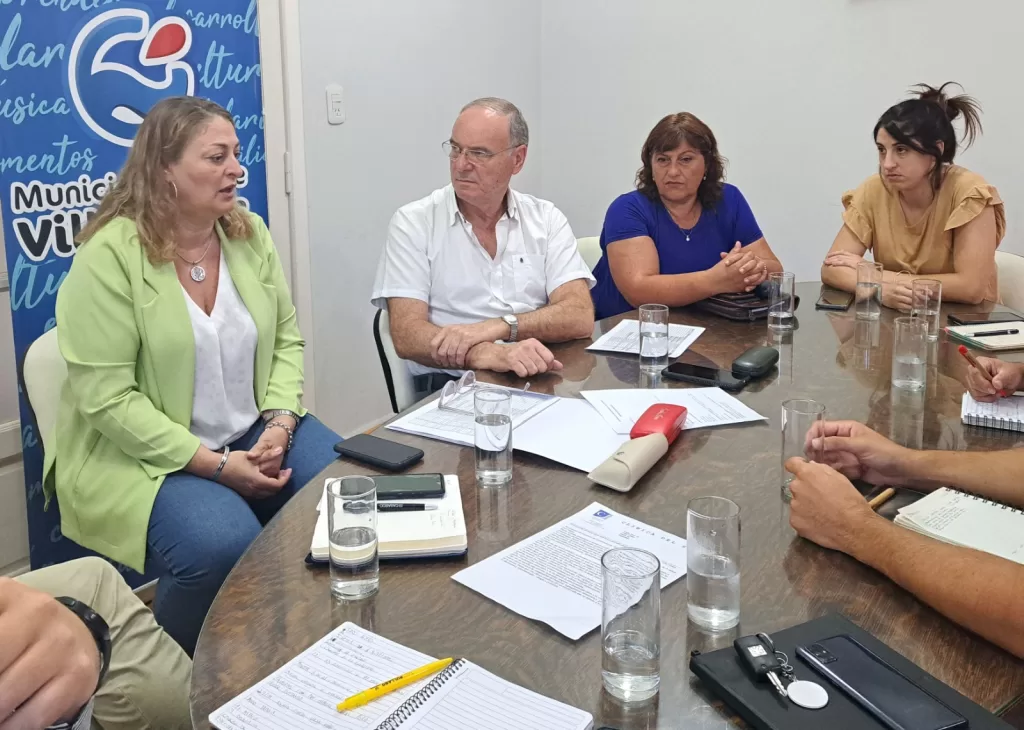 Villa Cañás: La ministra de Salud Silvia Ciancio se reunió con el intendente Gizzi