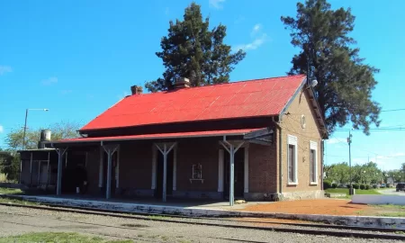 Villa Cañás: Menores demorados por daño en la estación de trenes