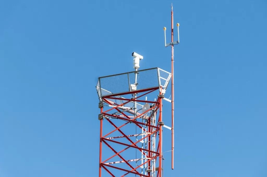 Provincia puso en funcionamiento un nuevo Faro de Conservación para monitorear incendios en los humedales