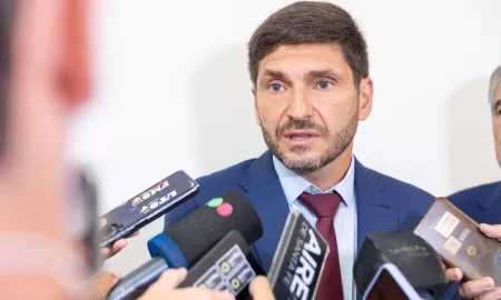 Pullaro sobre el transporte: Otra vez nos dejan solos