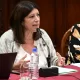 Clara García: La decisión de eliminar los subsidios nacionales al transporte es arbitraria e insensible, y perjudica a la gente