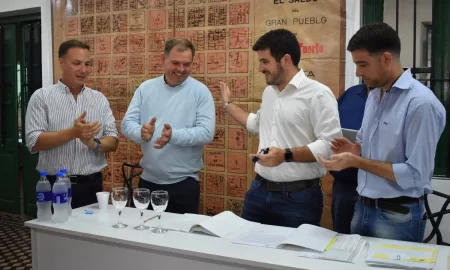 Venado Tuerto: Firma de convenios con vialidad provincial para mejorar la red vial en el departamento