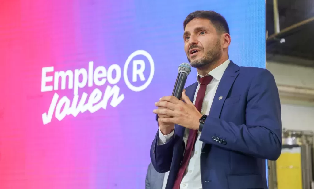 Pullaro: La Provincia pondrá todos los recursos para que los jóvenes accedan a empleo genuino y registrado