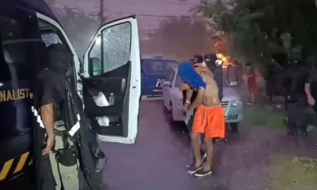 La policía detuvo a 12 personas que estarían involucradas en el ataque al colectivero