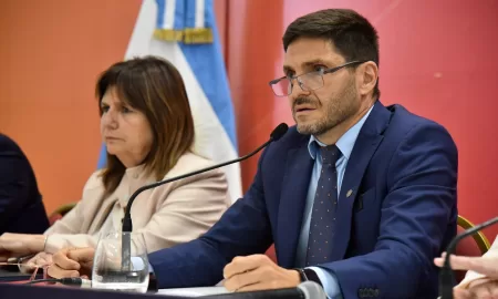 Rosario: Provincia y Nación extreman medidas para combatir la violencia