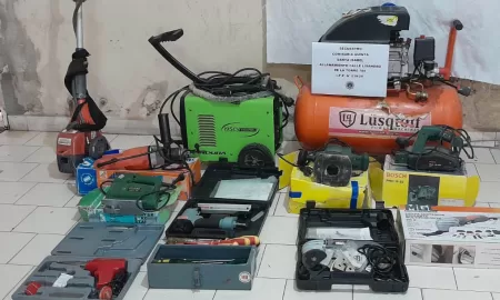 Santa Isabel: Detienen a una mujer y a un hombre en allanamientos por herramientas robadas
