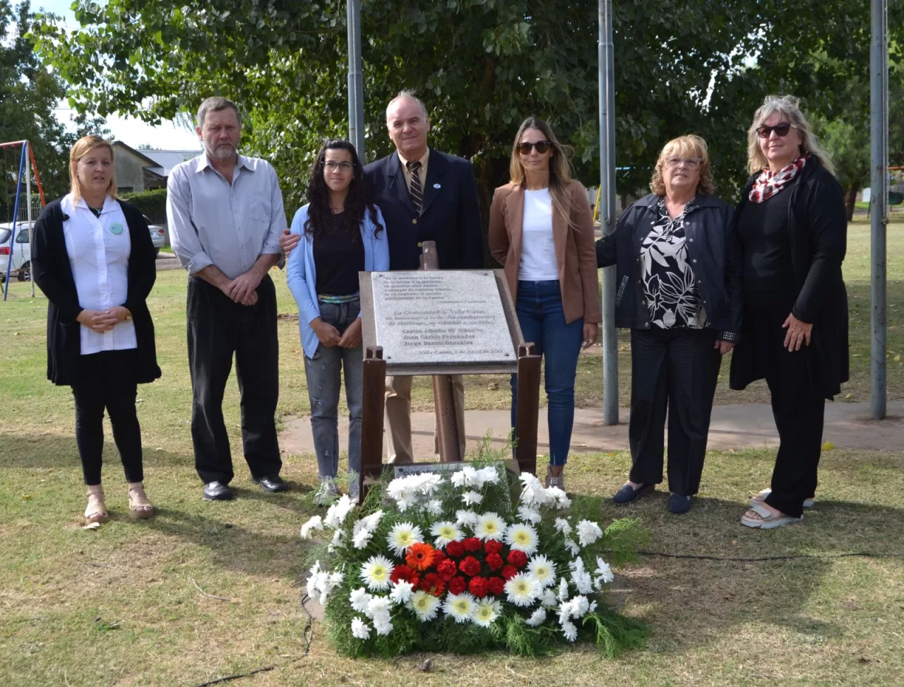 Villa Cañás: Acto homenaje a los Veteranos y Caídos en Malvinas