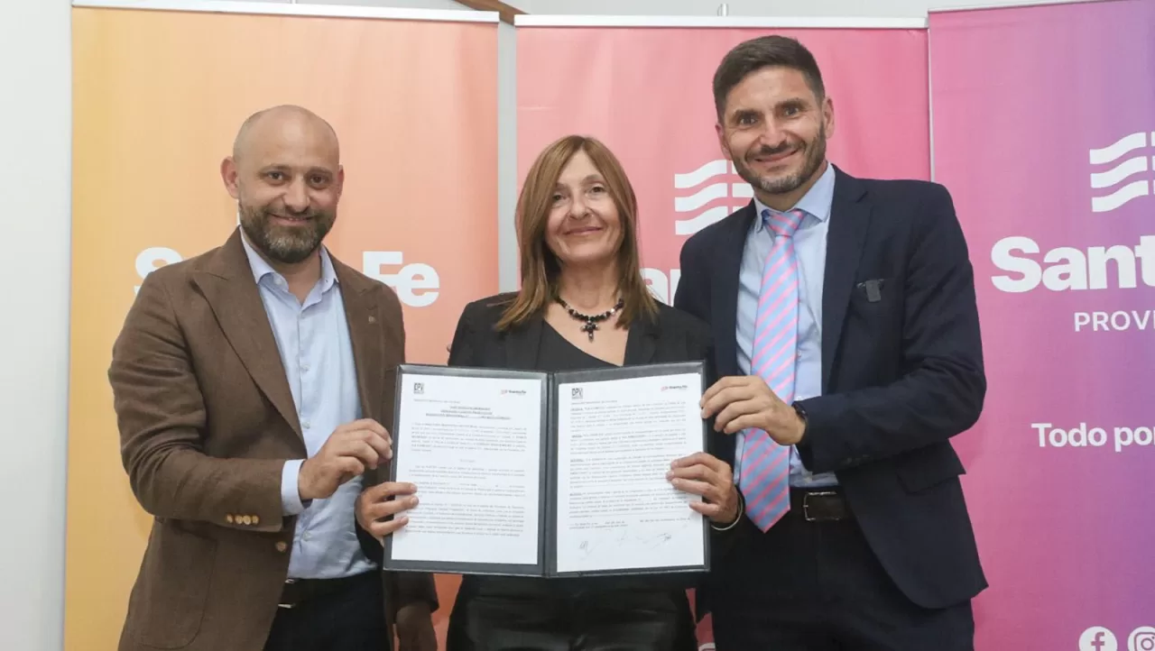 Pullaro: Santa Fe invierte en obra pública para generar desarrollo productivo, empleo y crecimiento económico