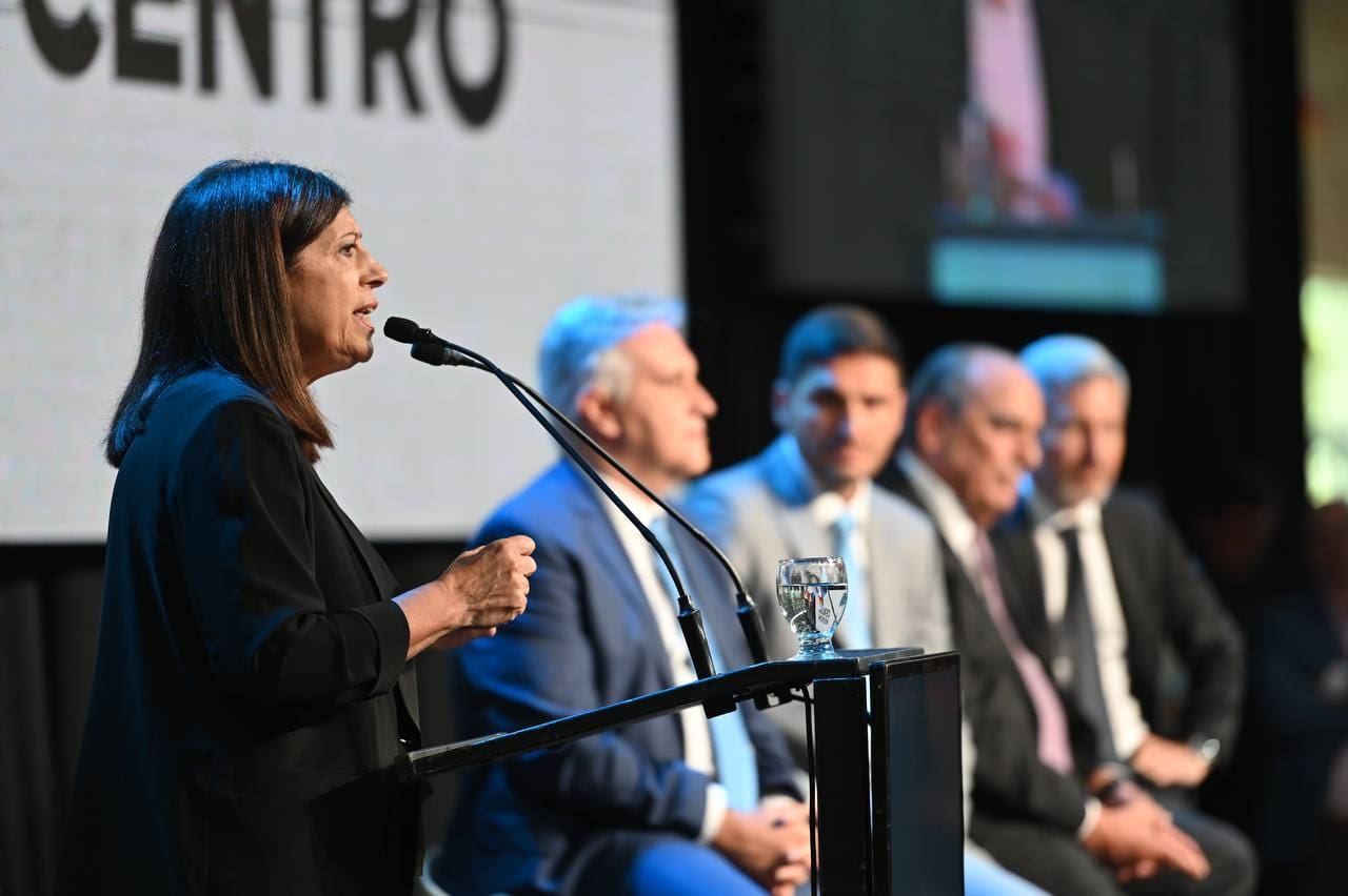 Clara García: La Región Centro es cosa seria, por eso se debe respetar a sus gobernadores y sus políticas de desarrollo