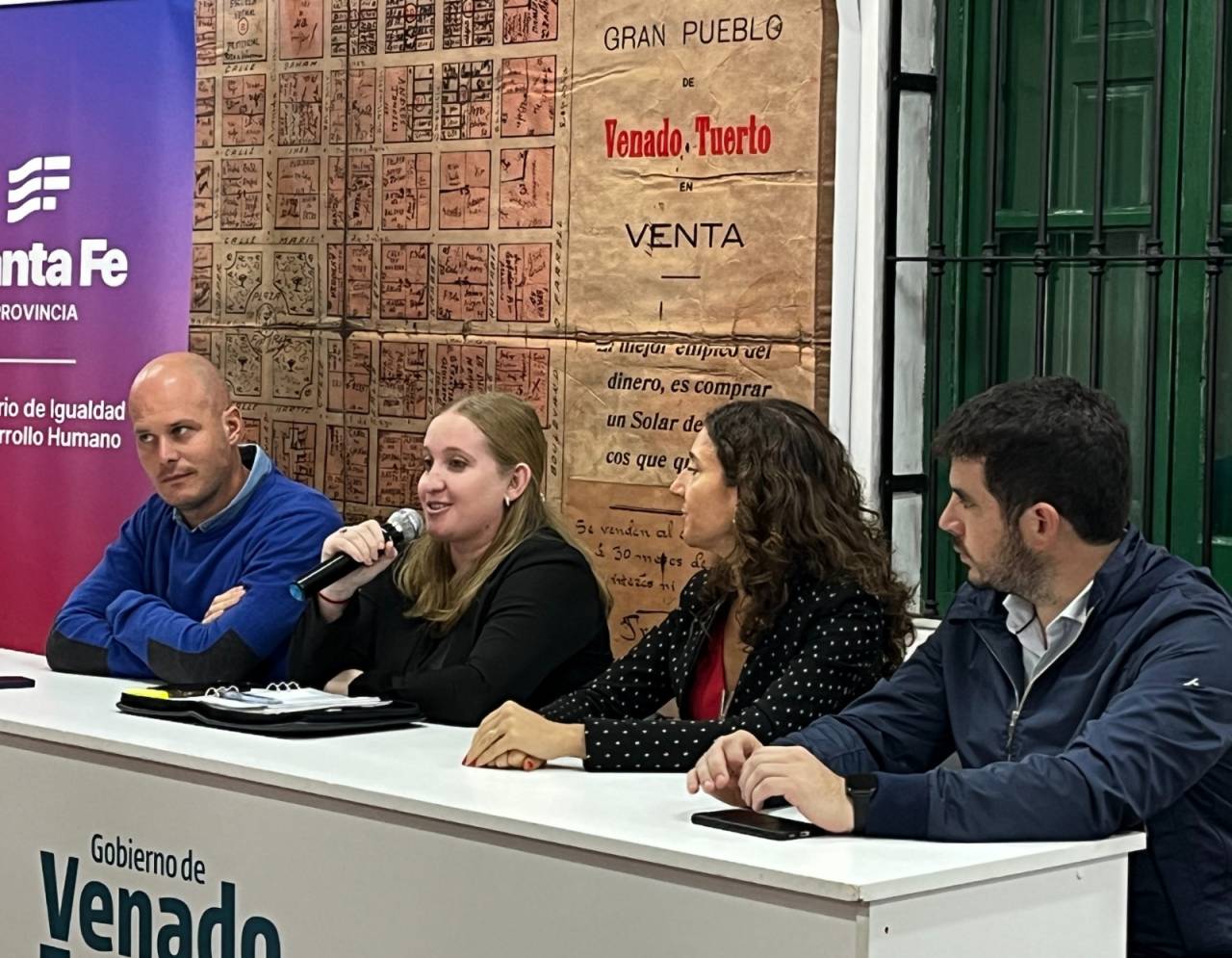 Gizzi participó de una reunión de trabajo con la Ministra Tejeda