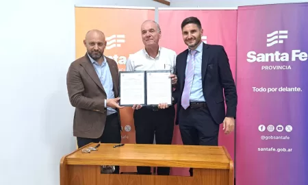 Villa Cañás: Gizzi firmó el convenio del Programa Caminos Productivos