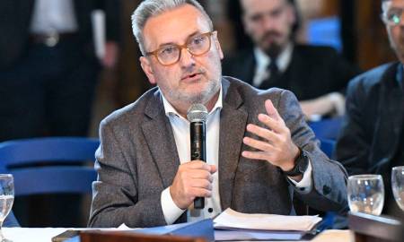 Lewandowski sobre la Ley Bases: No hay una mirada integral de desarrollo de nuestra industria; la política energética lo confirma